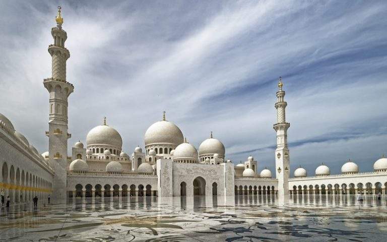 Must Visit United Arab Emirates Iconic Mosque