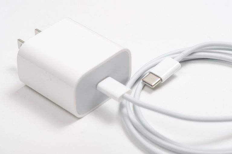 6 DON’Ts for Your USB Charger to Work Well and Last Long